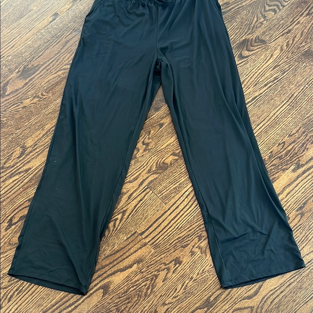 Tart Black Pajama Set with Relaxed Wide-Leg Pants - Picture 5 of 6